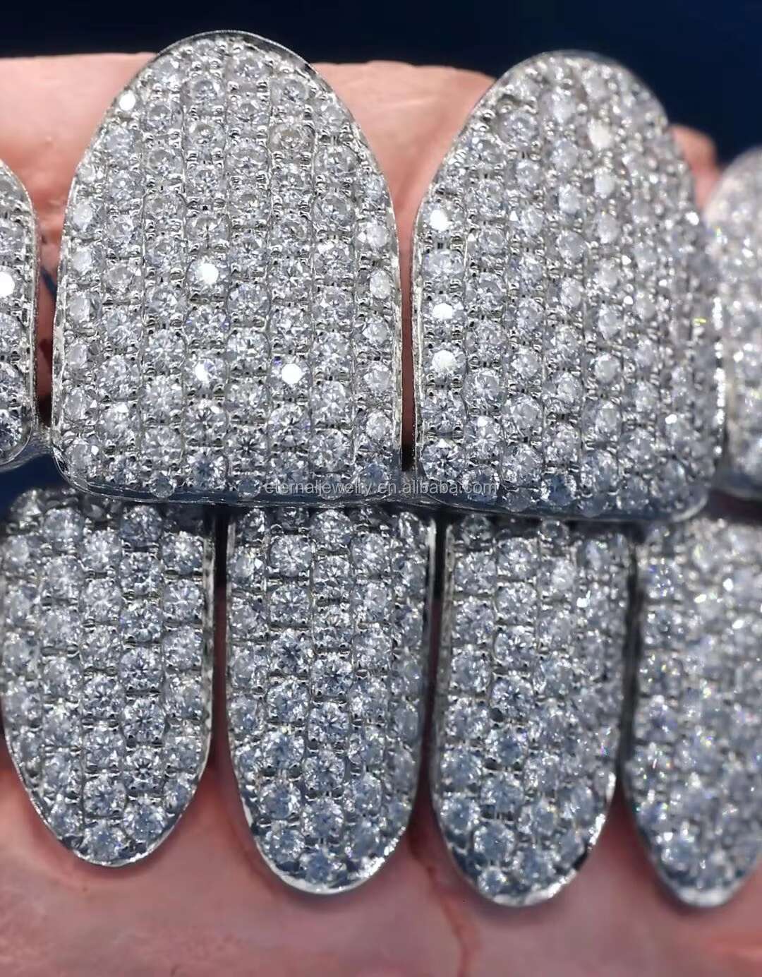 Factory Custom S925 Silver 10K 14K 18K Solid Gold Grillz Iced Out VVS Moissanite Lab Grown Natural Diamond Grillz for Teeth