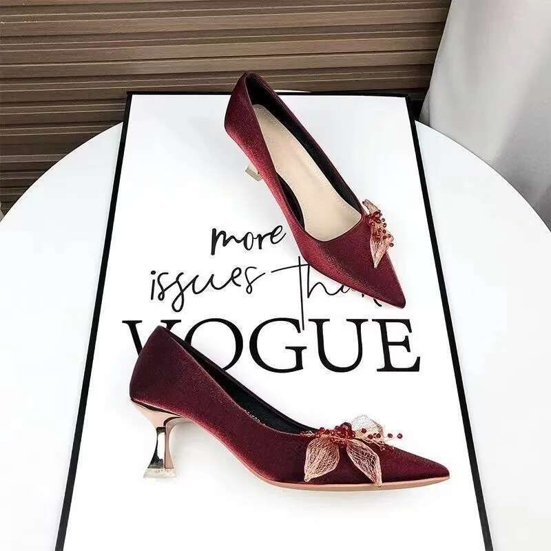 2025 Summer New Women's Single Shoes with Thin Heel, Combined Toe, Pointed Bow shaped Anti slip Wine Red Designer Fashion Low Top Shoes