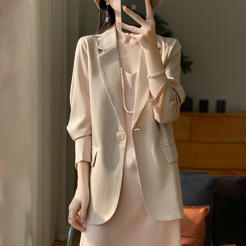 Y329Stylish Korean Version Student Suit with Temperate Design - Ideal for Spring and Autumn Wear