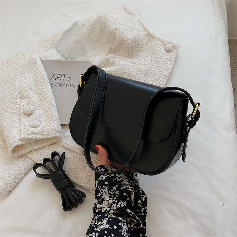 High end Women's 2024 New Trendy and Fashionable Style Simple Single Shoulder Crossbody Small Square Bag
