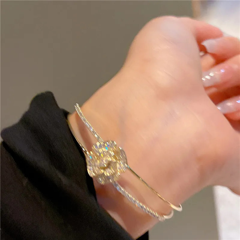 CC Romantic Cuff Bracelet Rose shaped Sparkling Zirconia Double layered Adjustable Bracelet Exquisite Bijoux Jewelry Charm Gift J1181 250326