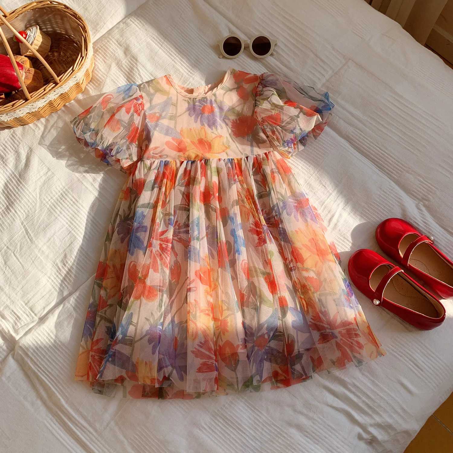 Summer 2025 childrens clothing puff sleeves girls printed dresses mesh childrens dresses W250326