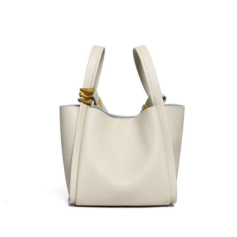 New Women's Shoulder Bucket Large Capacity Leather Vegetable Basket Hand-Held Diagonal Straddle Bag Preferred By Girls