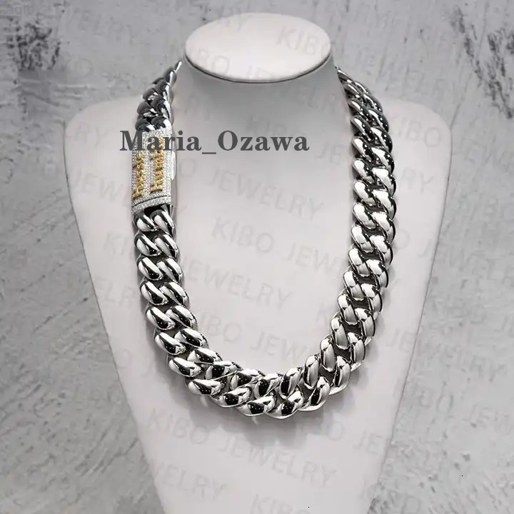 Hip Hop Men Jewelry Iced Out Moissanite Lock Clasp 26mm 925 Sterling Silver Miami Cuban Link Chain