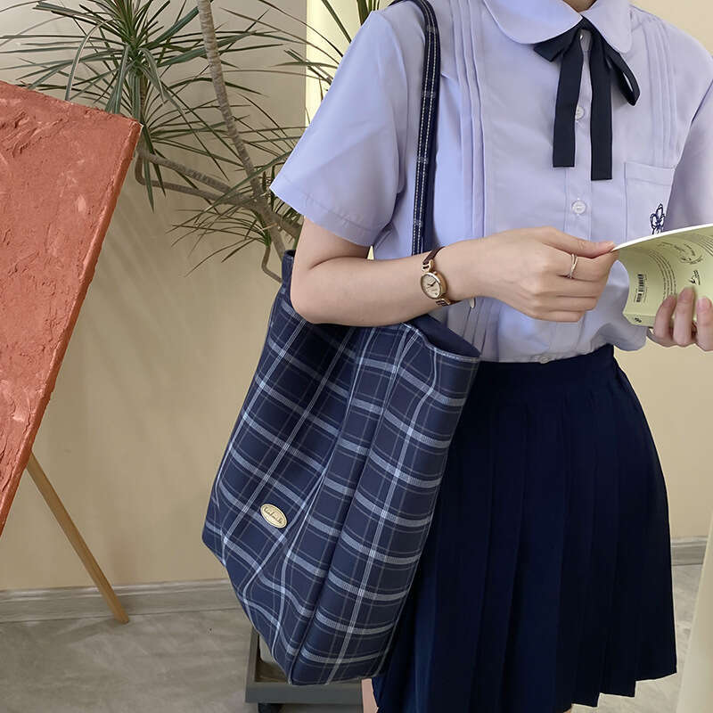 29 Small niche design plaid large capacity shopping women's commuting tote handbag shoulder armpit bag