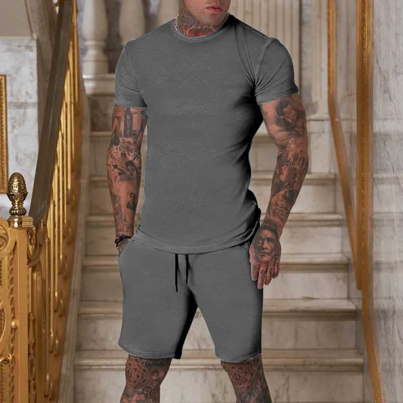 Summer mens two-piece set mens casual sportswear mens printed short sleeved set mens T-shirt+shorts fitness sportswearXJ250326
