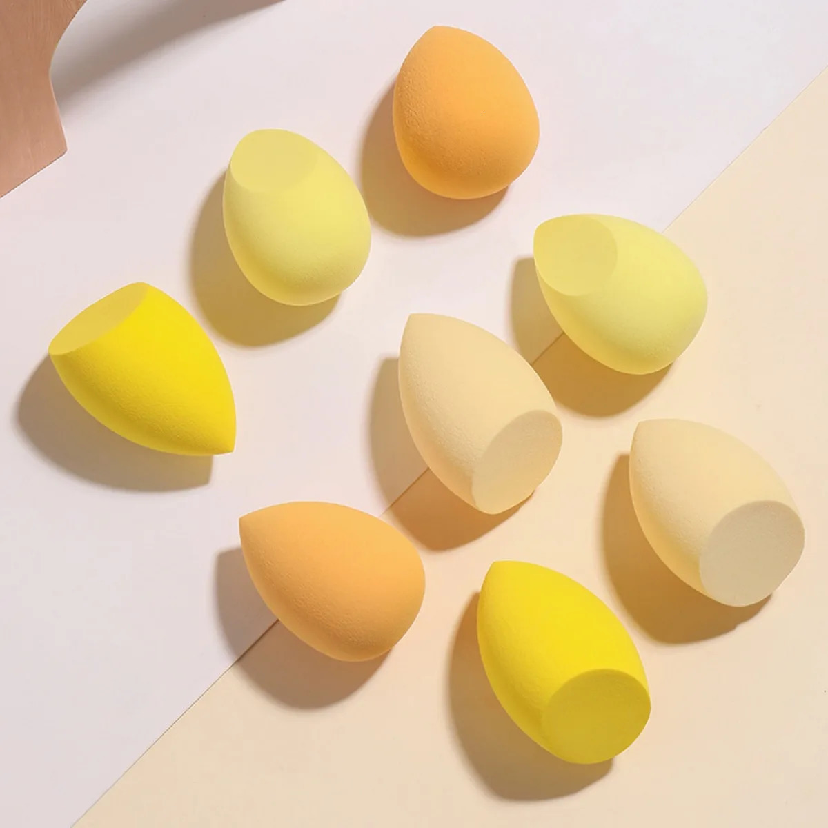 8 pcs Beauty Egg Set for Skin - Includes 3 High-Quality Makeup Sponges for Smooth and Even Application 250317