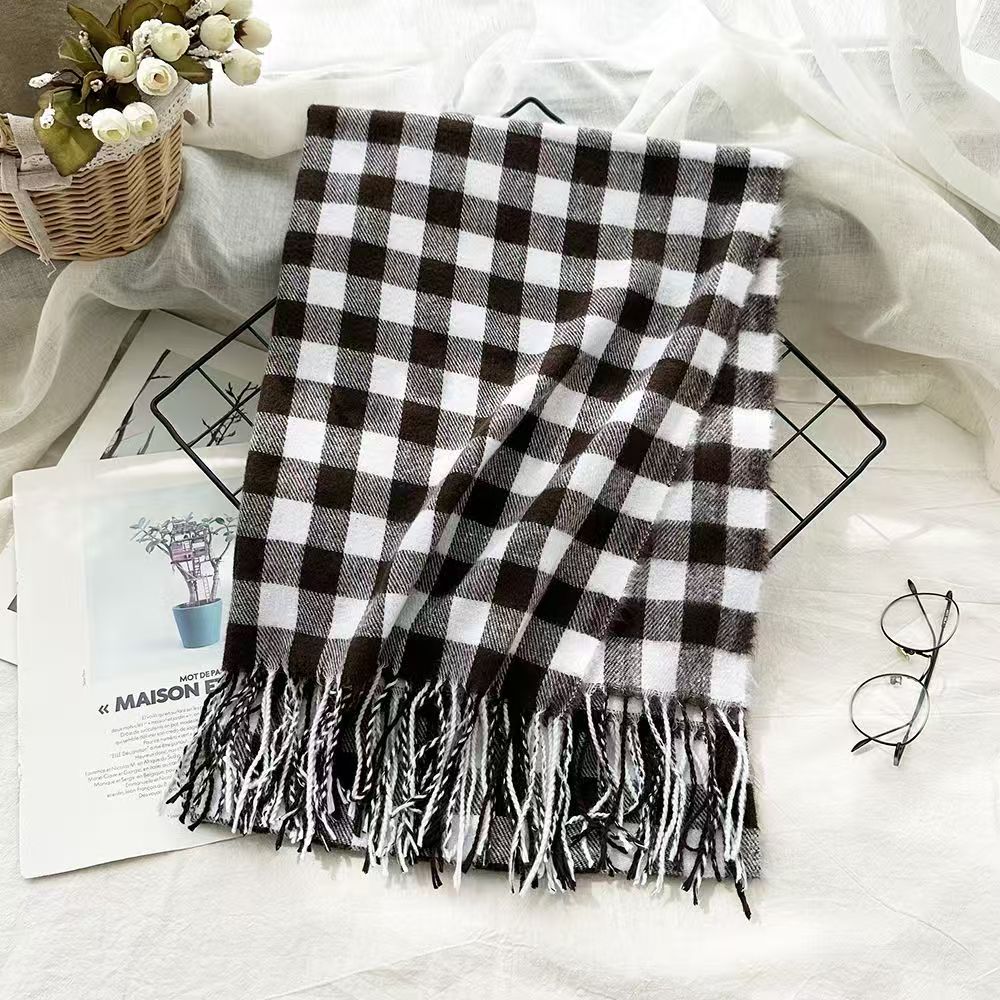 T363 checkered classic fashion cashmere scarf lazy style campus student scarf versatile air-conditioned room shawl