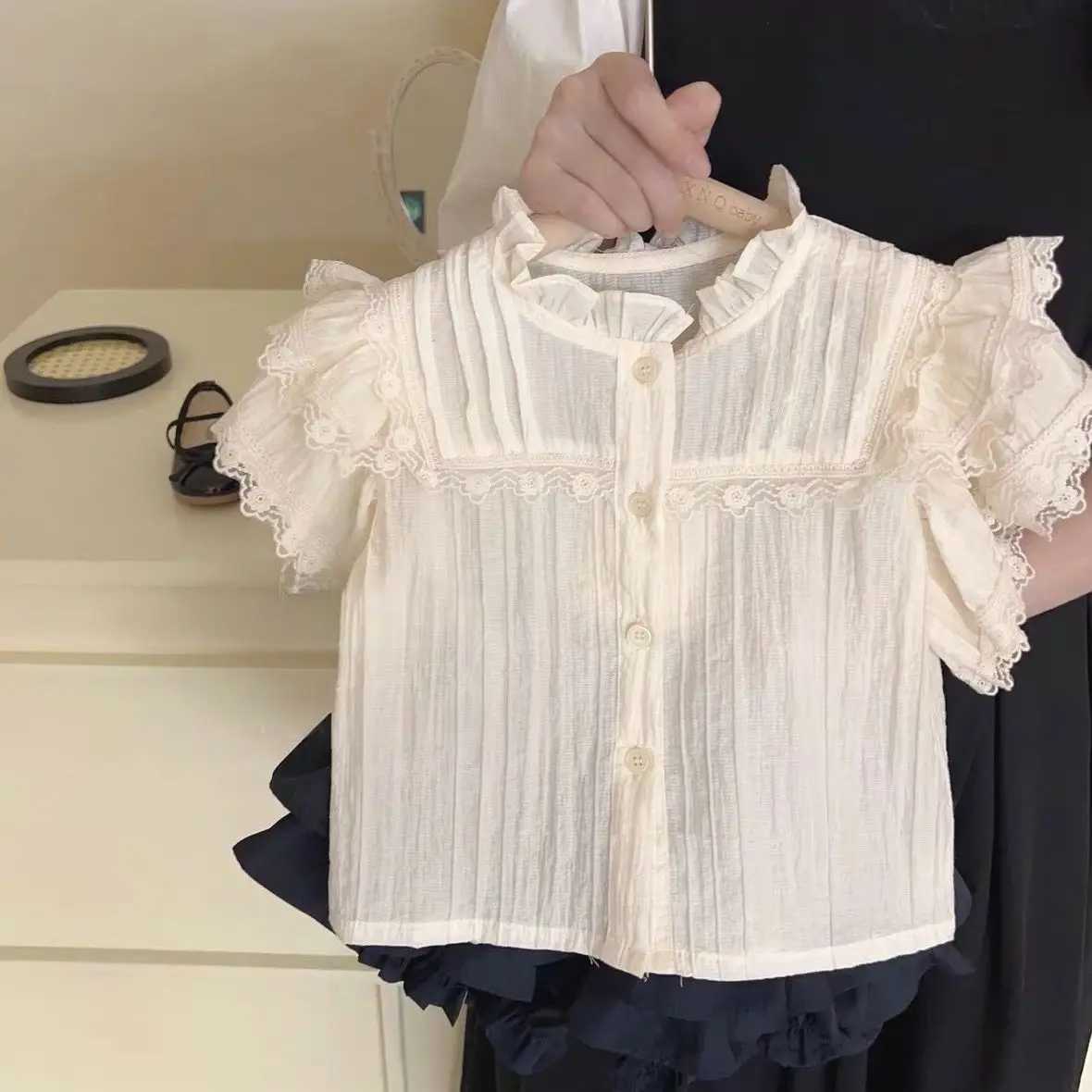 Baby Girls Sets Fashion Lace Shirts Short Sleeves and Bud Shorts 2025 Summer New Childrens Two Piece SetT250327