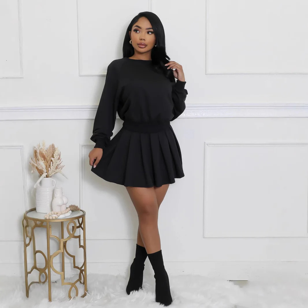 Customized European and American womens clothing twopiece casual long sleeved skydiving top pleated mini skirt 250326