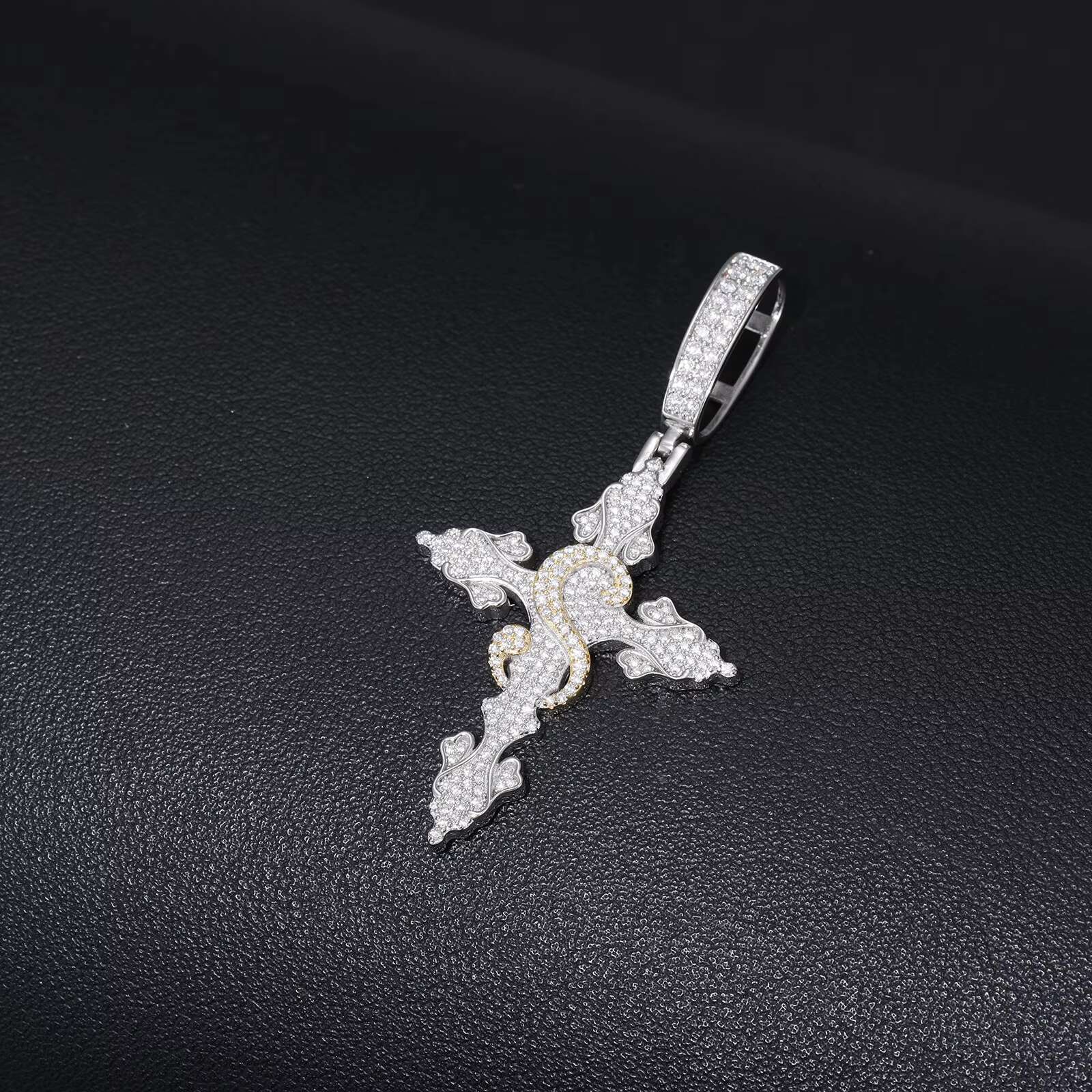 Wholesale 925 Sterling Silver Moissanite Diamond Cross Pendant Necklace Iced Out Fortuna Cross Pendant Pass Diamond Tester