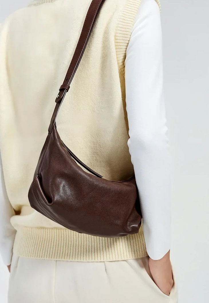 Less Is More Minimalist Style Coffee Color Hobo Tote Vegetable Tanned Cow Leather Women Shoulder Bag Adjustable Handle Handbag