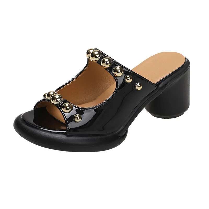 Open Toe Thick Heel Rivet Slippers Summer New Outdoor Fashion Women Comfort Platform Shoes Slides Casual Footwear