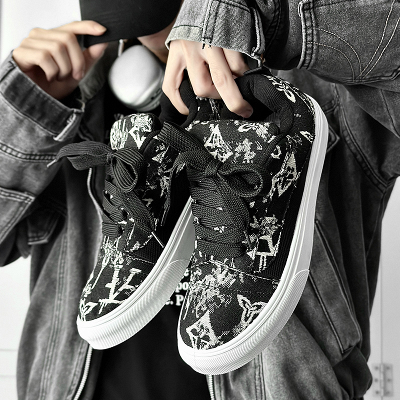 Unisex Canvas Shoes 2025 spring summer new printed pattern men's shoes simple design fashion shoes retro men's casual sneakers pair board sh