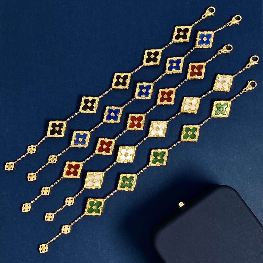 High version Buchi five wer dia clover shell agate palace style women's plated bracelet