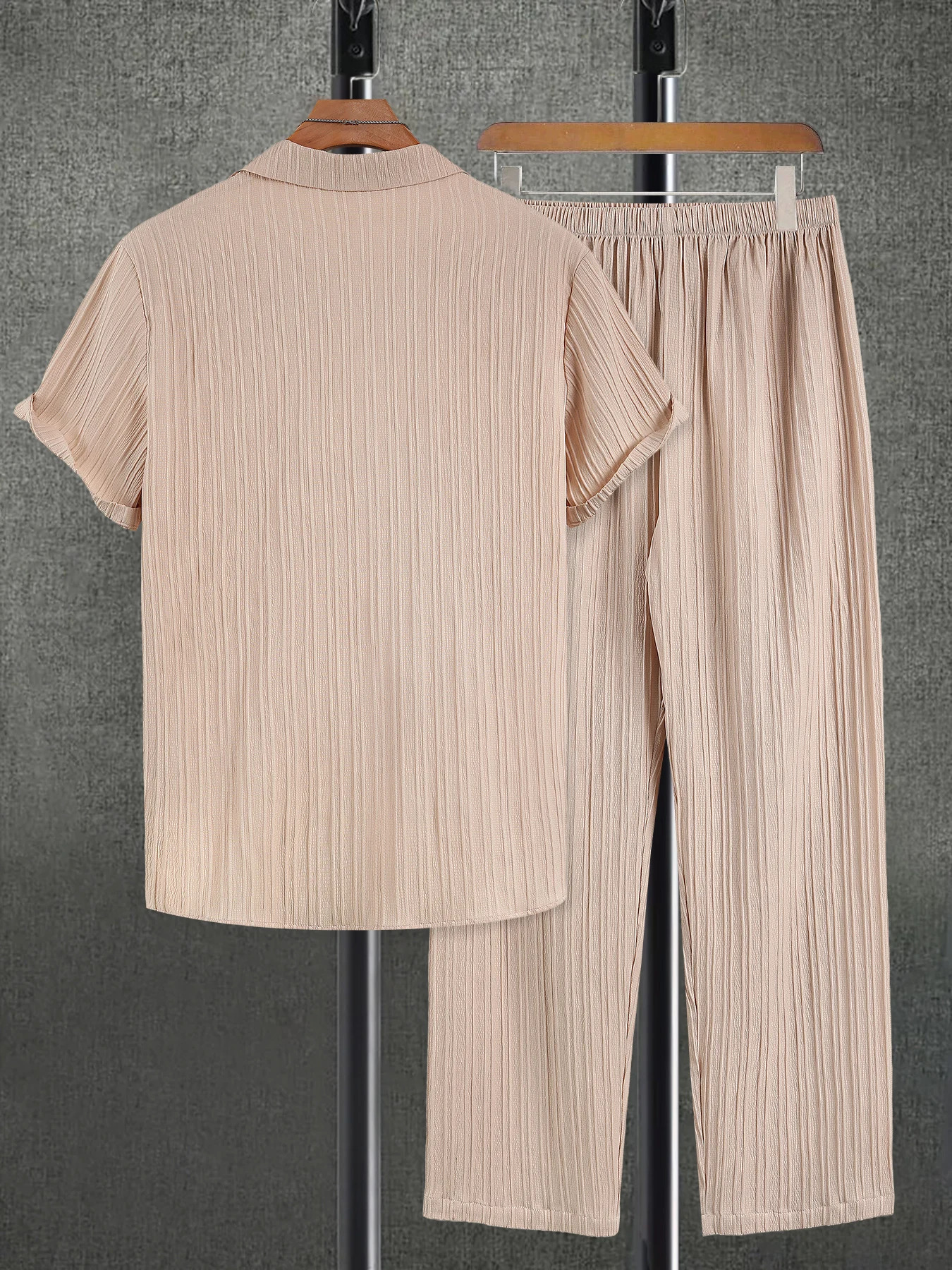 Mens twopiece casual suit clothing solid color texture short sleeved buttons shirt and pants 250326