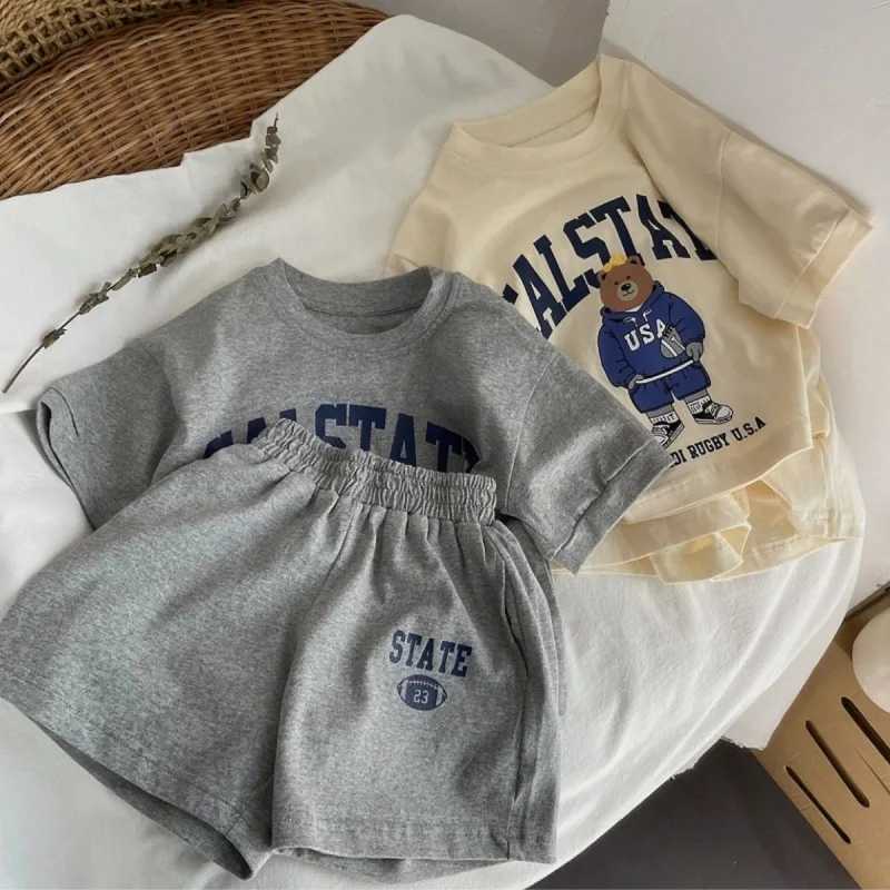 Summer toddler baby girl pure cotton short sleeved cartoon bear printed T-shirt and shorts 2-piece set of childrens and boys track and field clothesT2