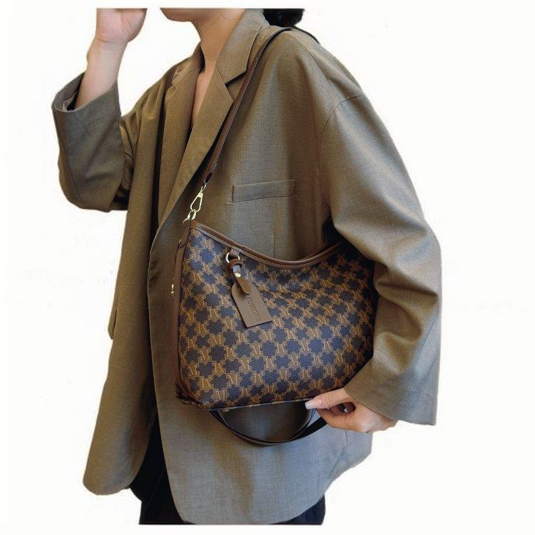 Women's new fashion simple large capacity underarm bag daily atmosphere single shoulder crossbody bag
