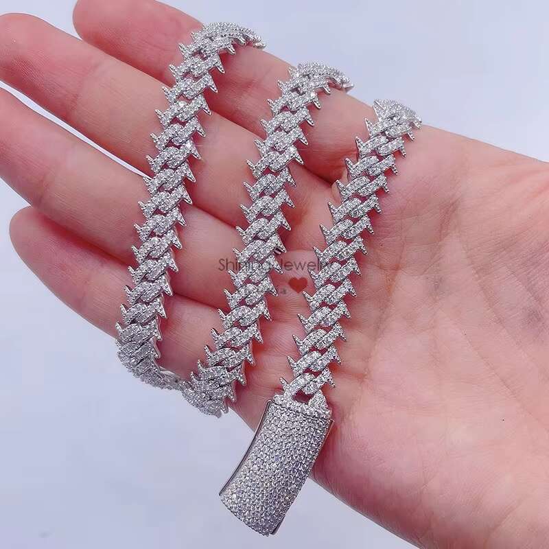 Pass Diamond Tester Hip Hop Iced Out Diamond Moissanite 10mm Spiked Cuban Chain