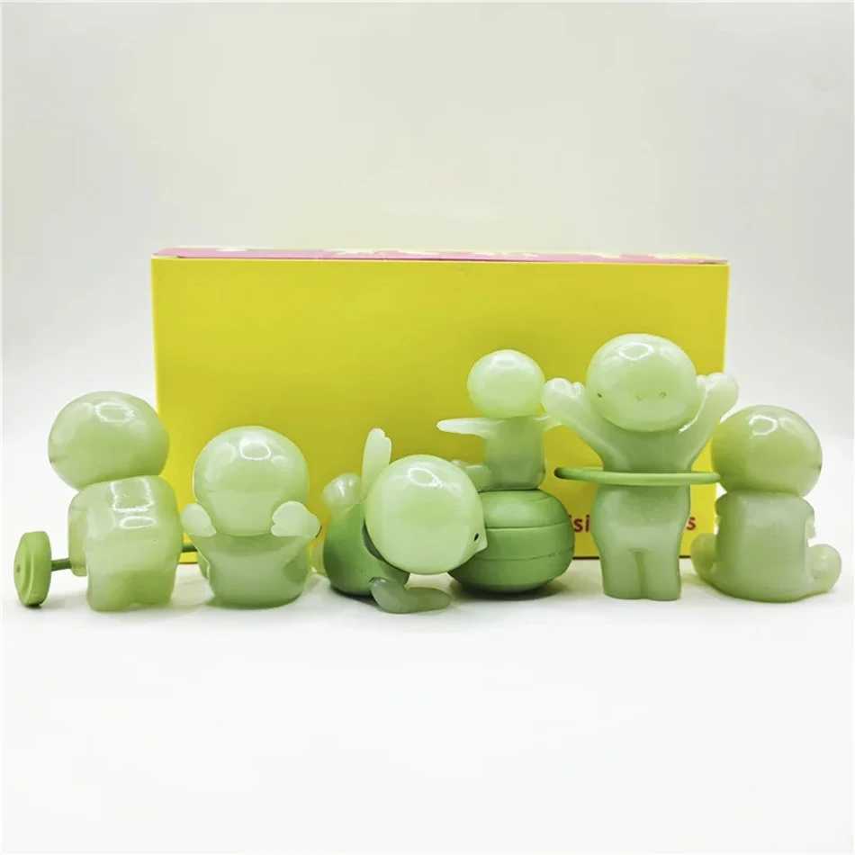 6 pieces/box SMISKI Exercise Series Noctilucent Green Doll Blind Box Mystery Box Action Figures Model Toys Fans Childrens Gifts X250327