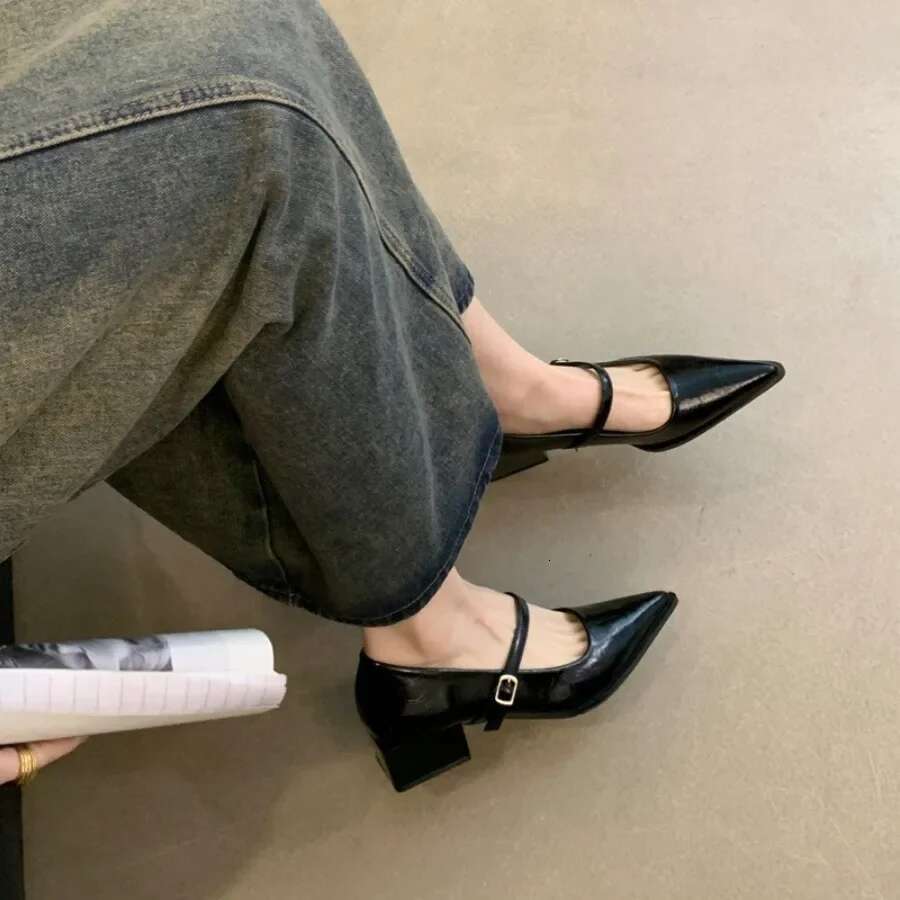 Retro Style Women Mary Jane New Fashion Pointed Toe Thick Heel Ladies Single Shoes Comfortate Office Pumps Footwear