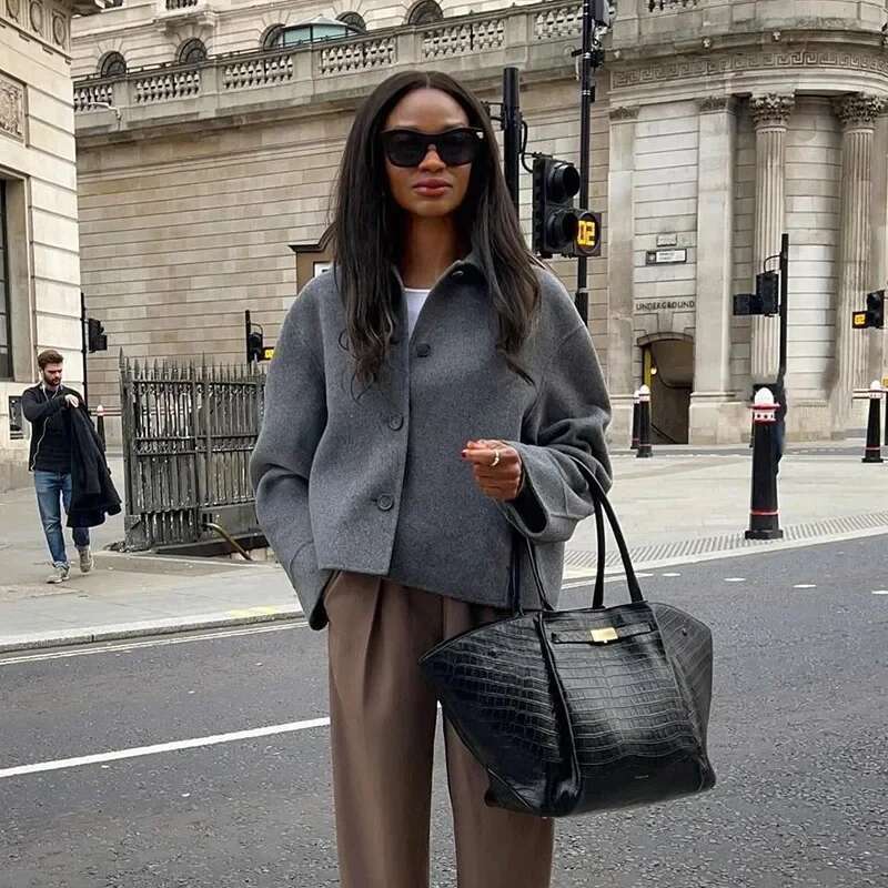 Women's Coat Fashion Woolen Women Coats Turn-Down Collar Long Sleeve Female Jackets Autumn Winter Single Breasted Lady Commuter Outwears