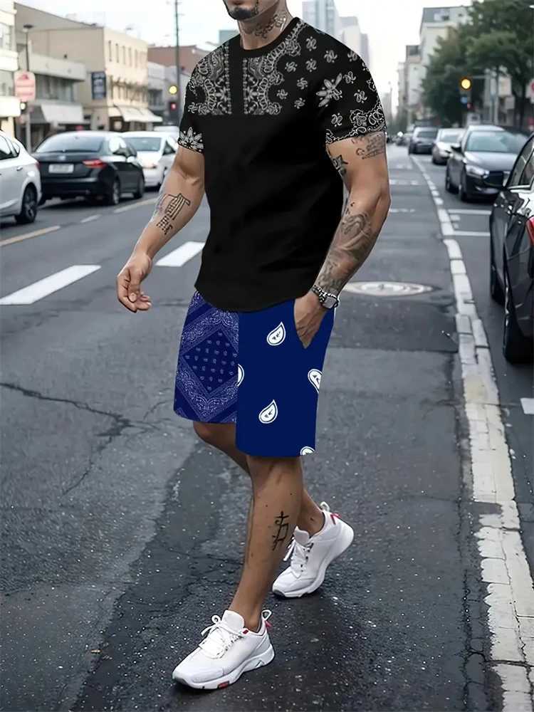 Mens Casual Short Sleeve Shorts Set New Hundred Cashew Flower Printed T-shirt And Drawstring Shorts Two Piece Summer ClothingXJ250326