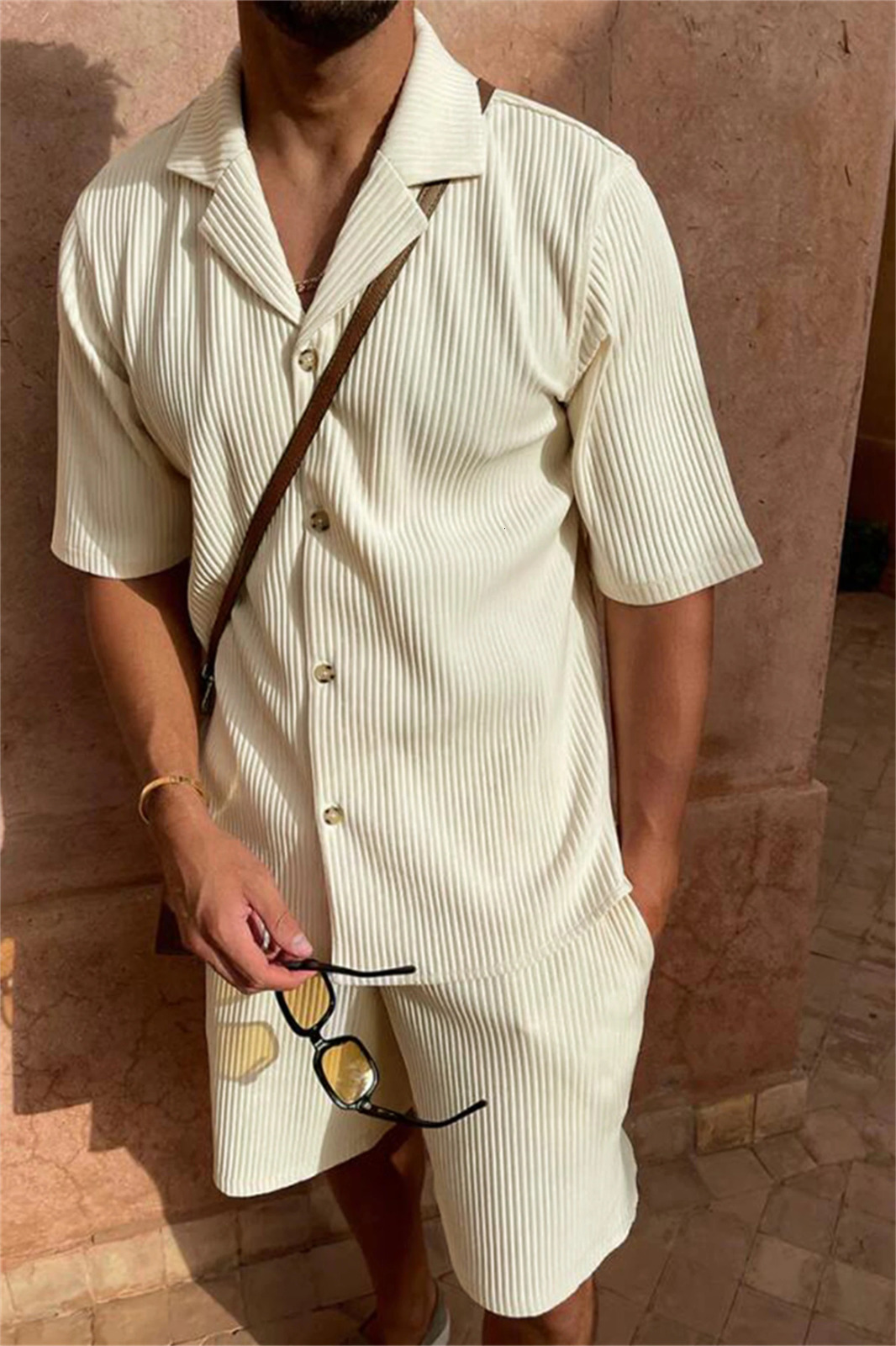 Spring/Summer Solid Color Corduroy Short Sleeve Shirt and Short Stretch Beach Casual Set 250326