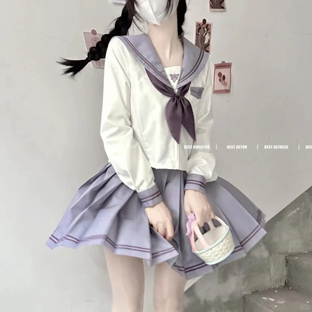Japanese school uniform girl Jk sailor suit three sets of sexy pleated skiing Fukuku anime COS graduate clothing female 250326