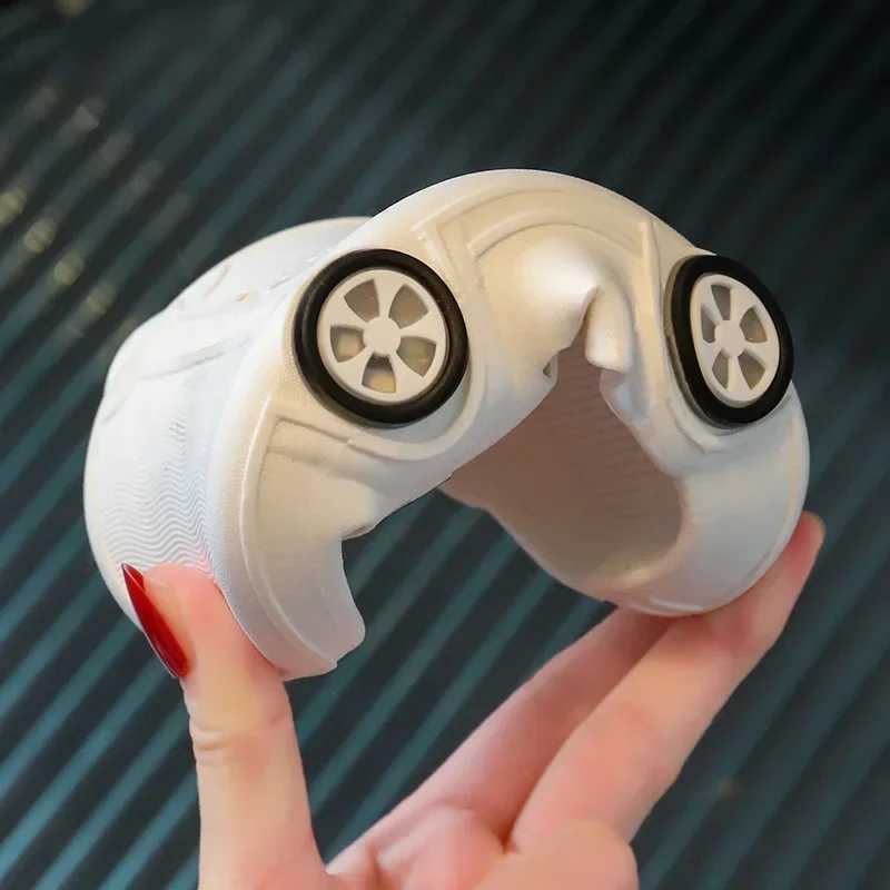 Slipper Childrens luminous slider summer indoor cartoon car girls shoes soft anti slip boys beach shoes fashionable outdoor childrens LED slider S2532
