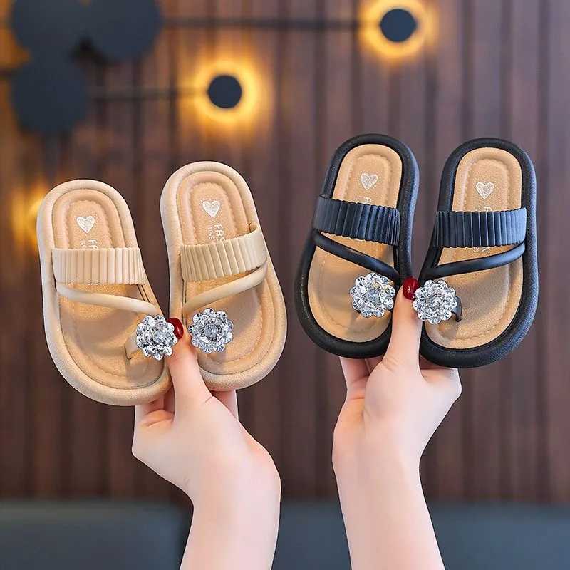 Slipper Girls slide with high appearance princess style new China anti fall and explosion added super cute and super lightweight slide S25326