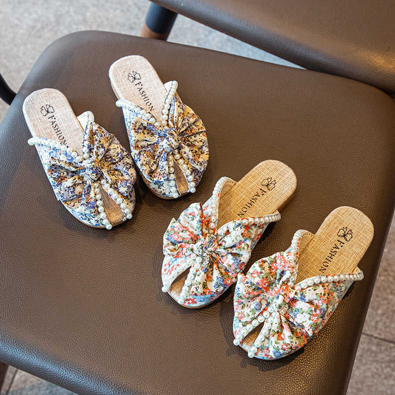 Slipper Girls bow slippers 2025 summer new pearl soft sole cow tendon sole fish mouth princess shoes floral toe slippers S25326