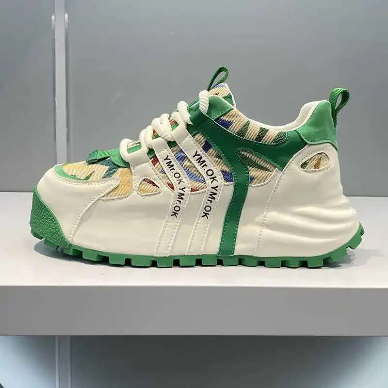 Designer's New Classic Men's Green Sports Shoes Thickened And Height Increasing Bag Shoes Casual And Comfortable Soft Soled Running Shoes 39