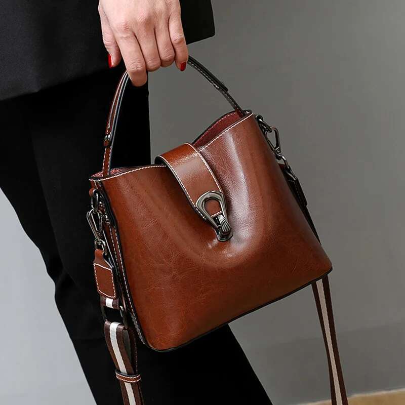 Real Oil Wax Leather Women's Bucket Casual And Simple Handbag Large Capacity Ladies Cowhide Fashionable Crossbody Tote Bag
