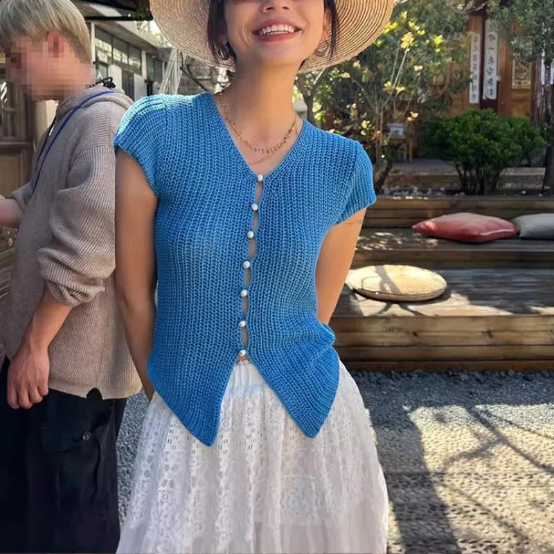 Short sleeved knitted cardigan womens casual top button springsummer Vneck slim crop 250326