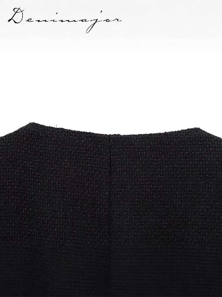 Metal Buckle Belt Top Women Slim Sleeveless Single-Breasted Button O-Neck Vest Female Summer Fashion Commute Lady Outwear