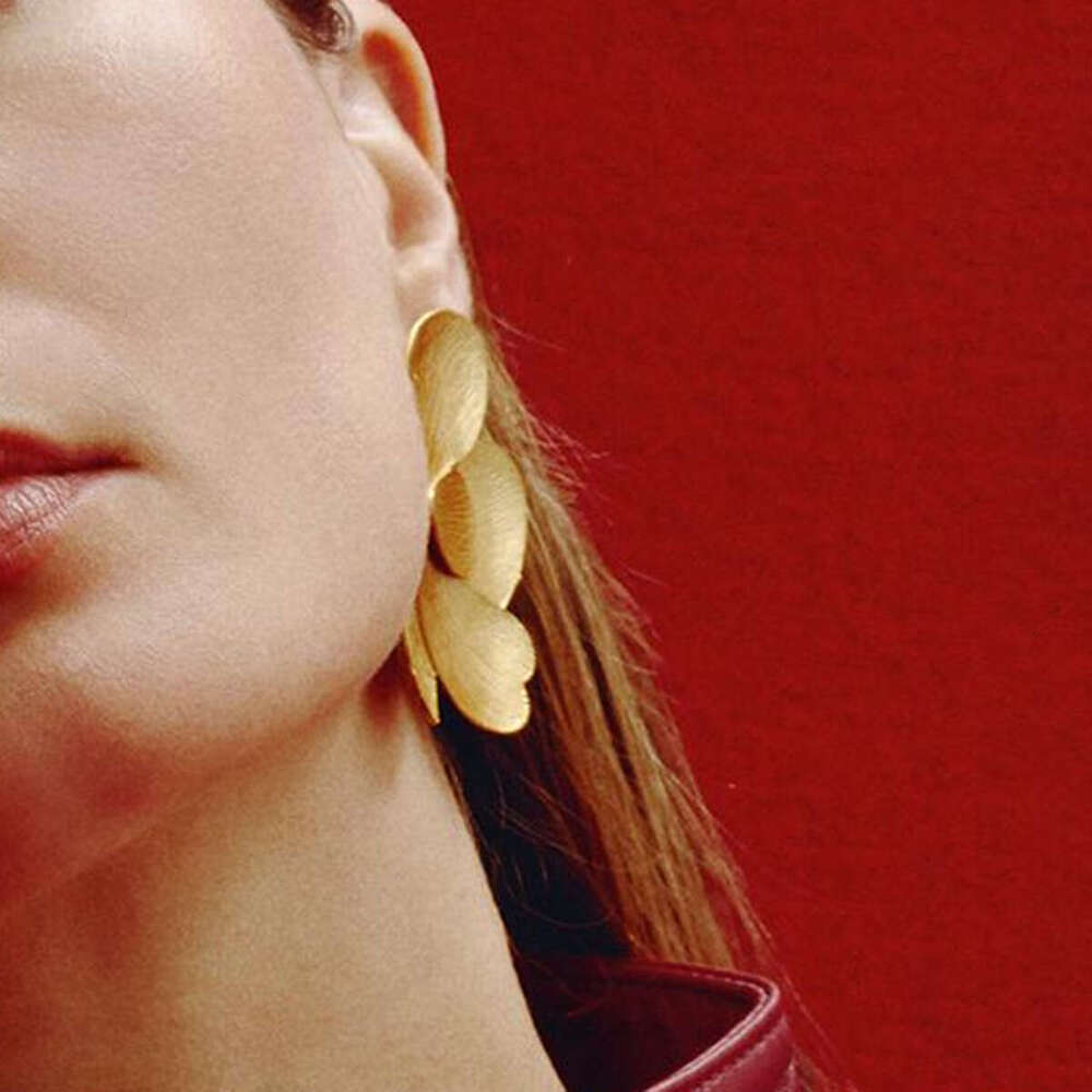 Luxury Floral Petal Stud Earrings Bold Vintage Inspired Alloy Fashion Jewelry for Women