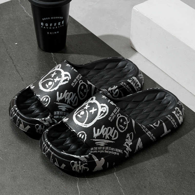 Slipper New violent bear graffiti slippers for summer home use wearing cartoon slippers indoors and outdoors couples poop feeling slippers S25326