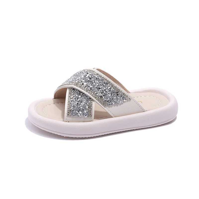 Slipper Summer childrens slider girls rhinestone beach shoes fashionable flash cross belt princess shoes comfortable soft soled sandals S25326