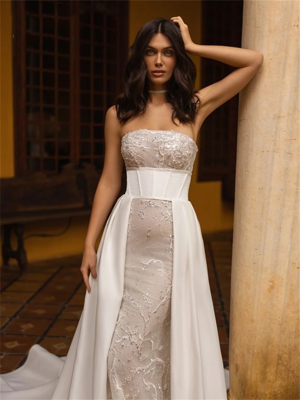 Simple Women Wedding Dress Strapless Sleeveless Bridal Gowns Appliques Detachable Train Dress Custom Made