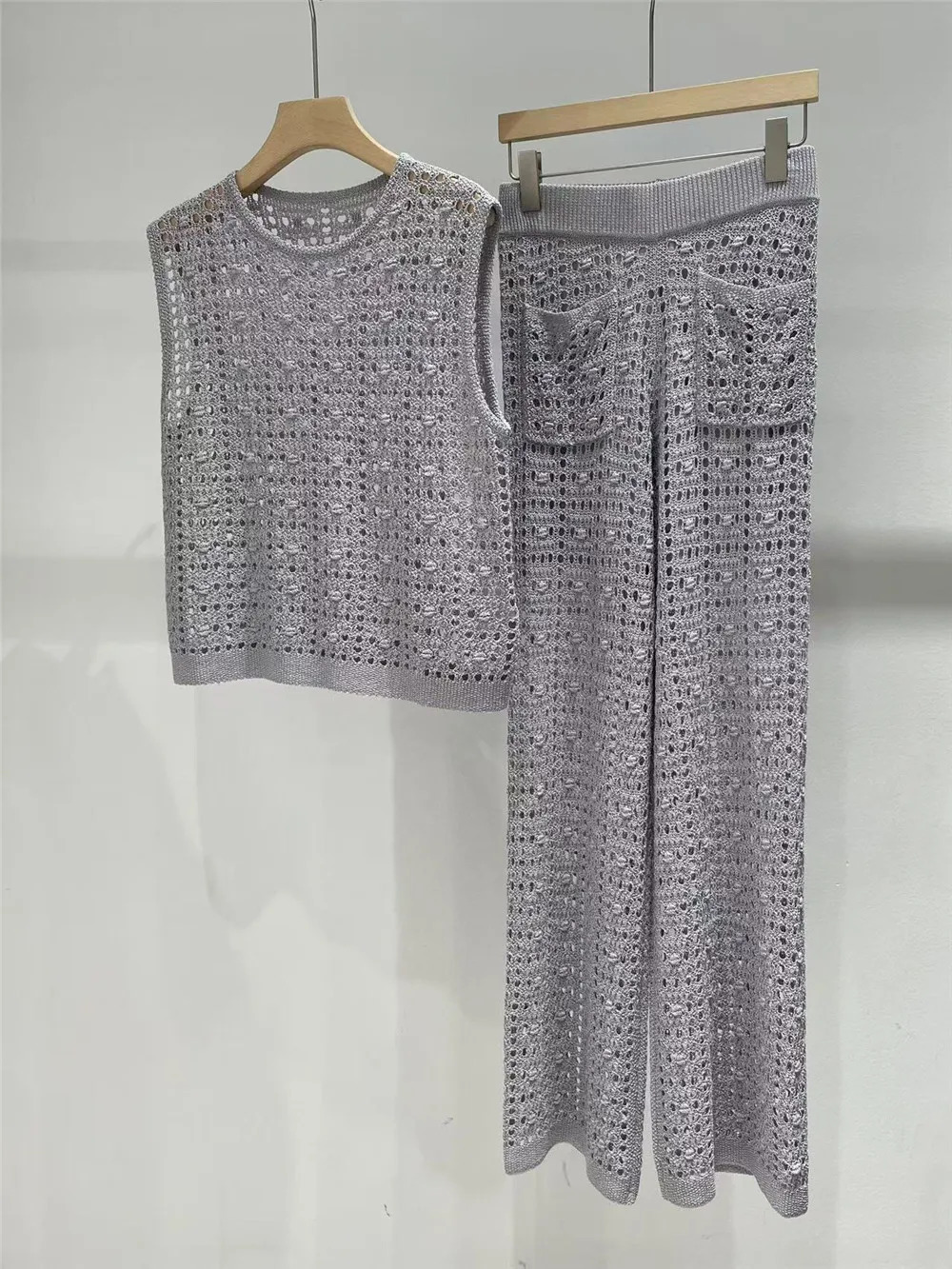Womens casual pants set with hollow crochet sleeveless vest and elastic waist pants 2-piece set 250321