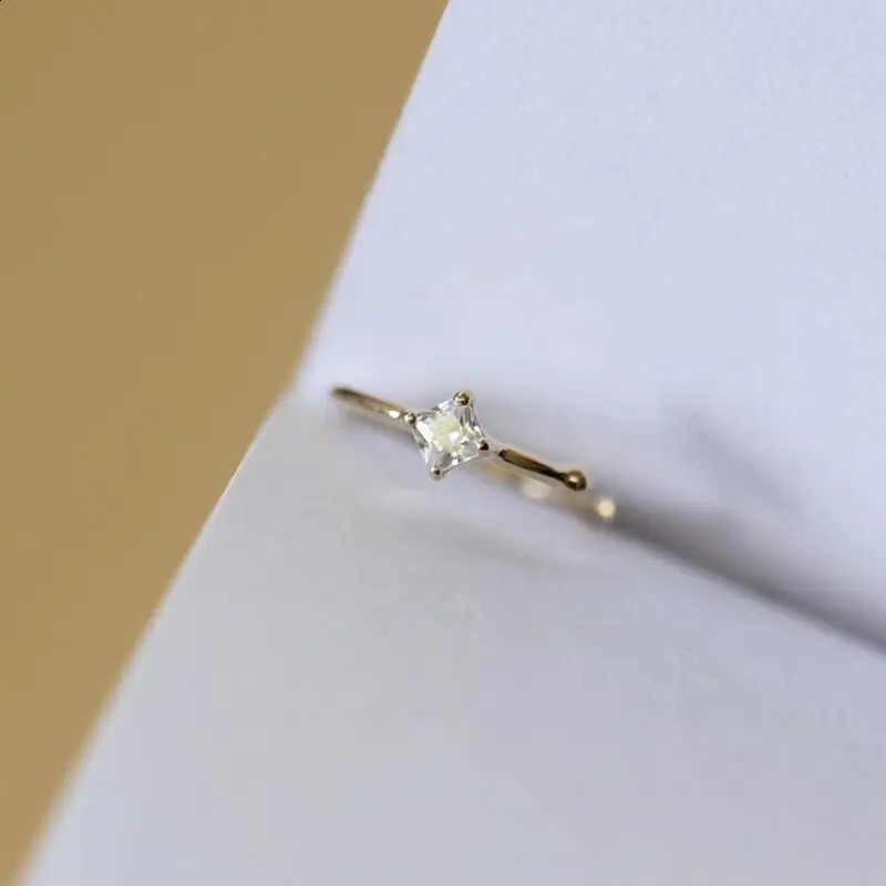 GOLDtutu 14K Yellow Gold Simulated Diamond Cz Nose Ring 3mm Hoop kj463 250327