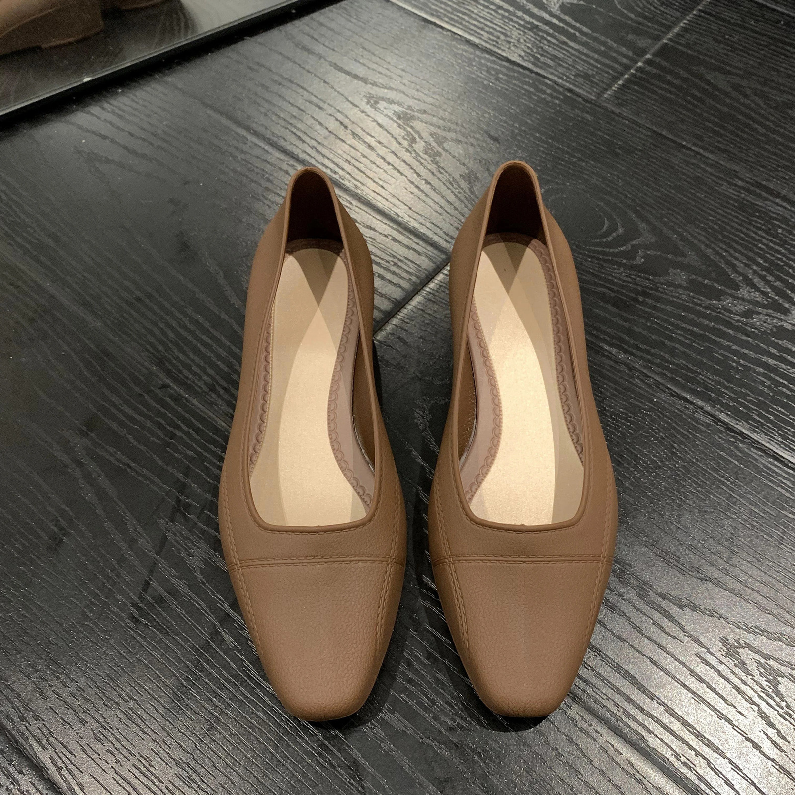 Womens PVC sandals for summer wear fashionable and casual solid color womens flat shoes 250317