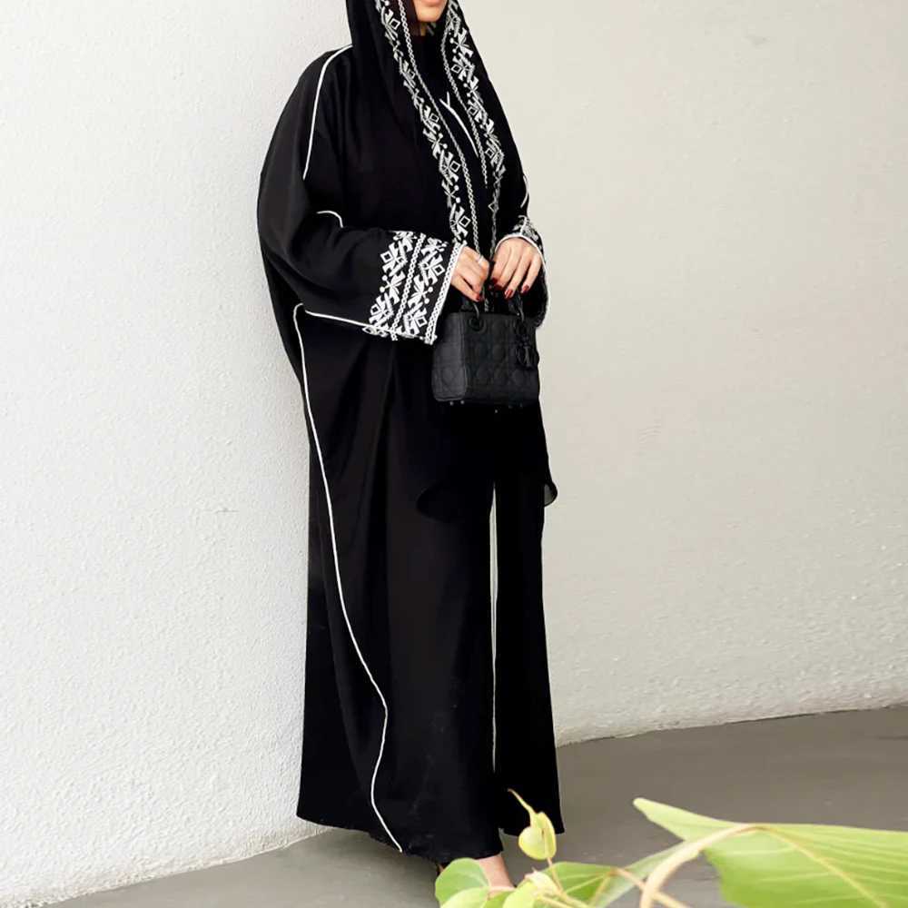 Fashion Classic Embroidered Abaya Hijab Dress Kimono Coat Outwear Women Long Slve Loose Arabic Muslim Dubai Moroccan Caftan X2505141