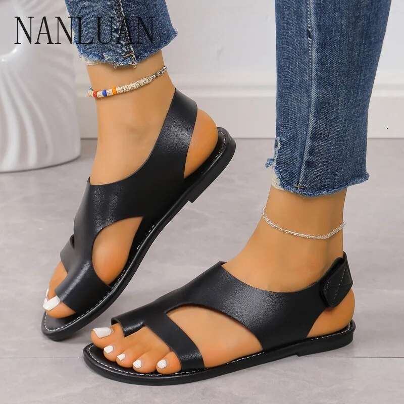 Boutique Summer Casual Style Simple Solid Color Slip-on Women's Shoes Non-slip Outdoor Hot-selg Sandals