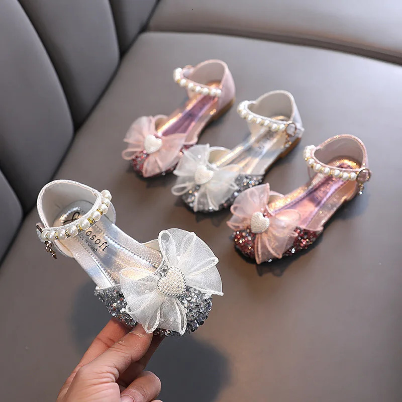 Summer Girls Sequin Lace Bow Princess Sandals Pearl Dance Show Shoes Kids Soft Sole Sandals Children Wedding Shoes 250326