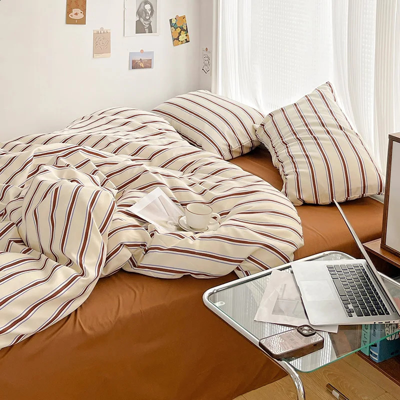 Nordic Sling Bed 150 Bedding Stripes Duvet Cover Set Queen Size Ins Blogger Comforter Set 250325