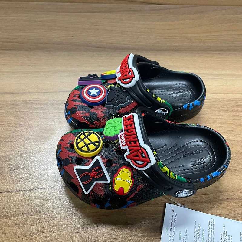 Slipper Miniso Hole sandals slippers Kawaii Eva anime home shoes outdoor casual breathable beach shoes summer slippers childrens gifts S25326