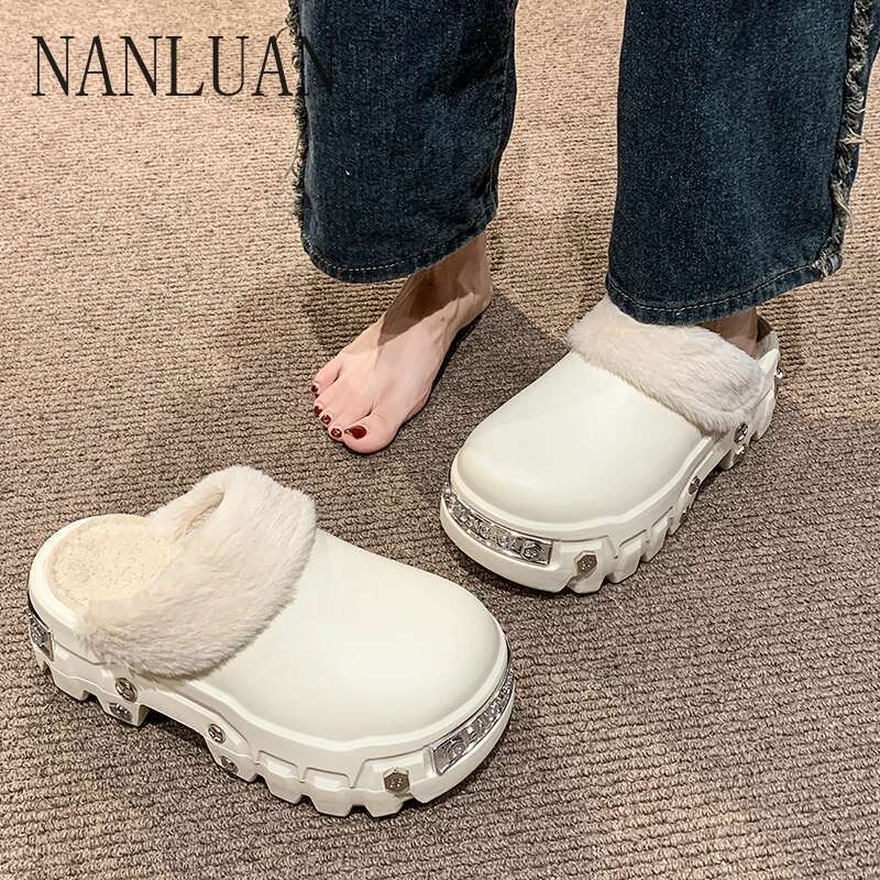 Boutique Winter High-quality with Cotton To Keep Warm and Thick-soled Outdoor Womens Shoes Slip-on Toe-cap Slippers