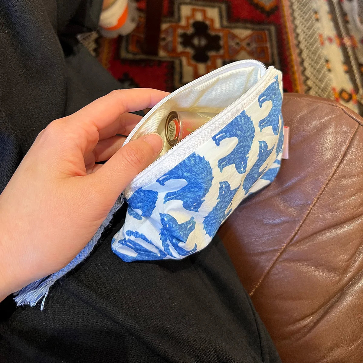 Blue Cat Graphic Makeup Bag Two Tons Zipper 250326